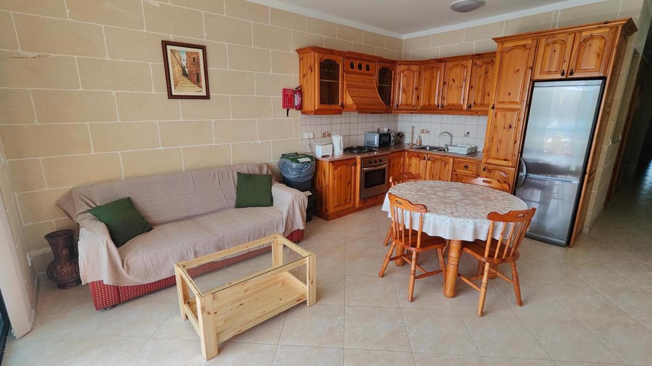 Seaview Apartment Zebbug  Екстериор снимка
