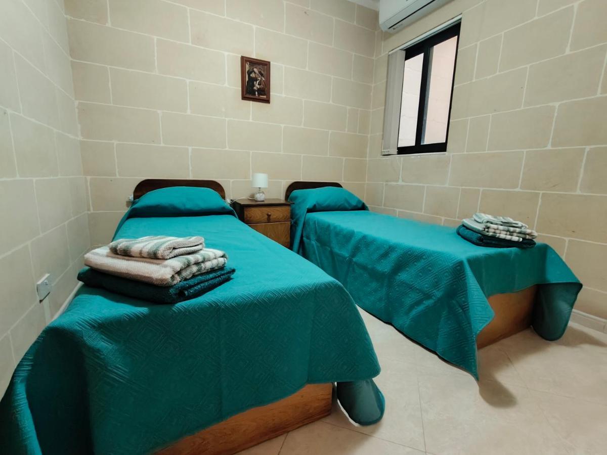 Seaview Apartment Zebbug  Екстериор снимка